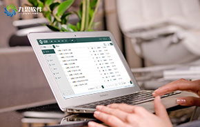 中國(guó)協(xié)同OA 高端與移動(dòng)雙輪驅(qū)動(dòng)，領(lǐng)跑管理軟件領(lǐng)域